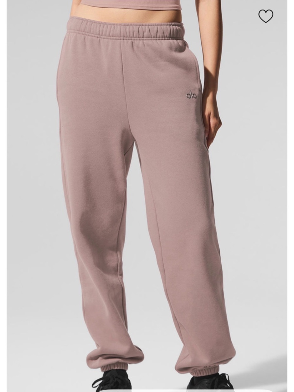 Alo Accolade Jogger Sweatpant in Taupe